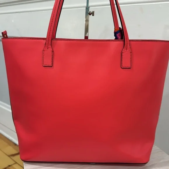 Kate Spade Tote Sawyer Street Tori Large Pink Coral Leather Bag - Picture 8 of 17